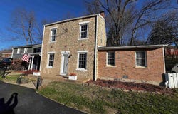 809 Spring (Highway 20), GALENA, IL 61036