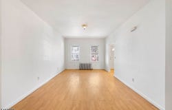 838 Rebecca Pl, Elizabeth City, NJ 07201-2736