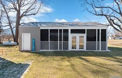 511 Dixie Street, Parma, MO 63870