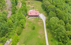 10664 W Little Kanawha Highway, Mt Zion, WV 26151