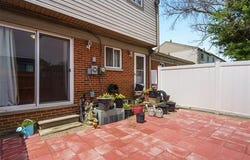 25630 Salem, Roseville, MI 48066