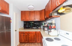 511 Hahaione Street, Honolulu, HI 96825