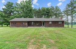 5560 Dewey Road, Hillsdale, MI 49242