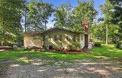 668 Lake Front Drive, Abbeville, AL 36310