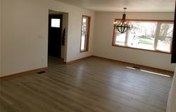 408 5th Street, Menlo, IA 50164