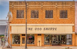 105 W Main Street, Sayre, OK 73662
