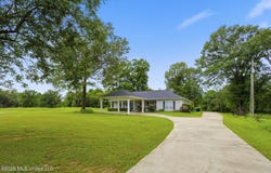 512 Stokes Road, Ridgeland, MS 39157