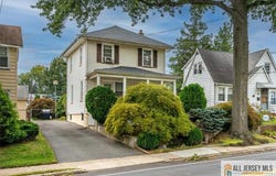 4 S Springfield Avenue, Springfield, NJ 07081