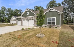 8267 Caverango Boulevard, Fort Wayne, IN 46815