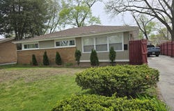 3109 Sussex Avenue, Markham, IL 60428