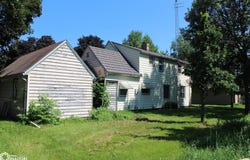 860 Division Street, Garner, IA 50438