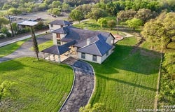 5421 Lockhill Rd, San Antonio, TX 78240
