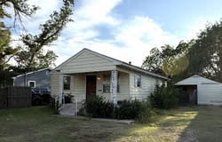1108 S Dwight St, Pampa, TX 79065