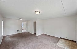 1806 THOMAS AVE, Coos Bay, OR 97420