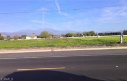 2 N Lyon Avenue, Hemet, CA 92543