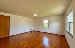 917 Chloe, Perryville, MO 63775