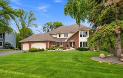 13015 38th Place N, Plymouth, MN 55441