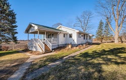 10265 W Grand River Avenue, Clarksville, MI 48815