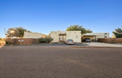 1105 N 13th St, Alpine, TX 79830