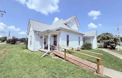 103 N BALTIMORE Street, Ridgway, IL 62979-1076