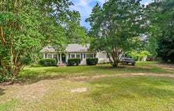 109 Corinth Rd, PETAL, MS 39465