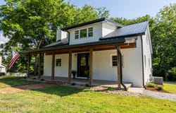 2805 Mint Rd, Maryville, TN 37803