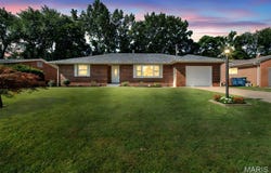 521 Buena Vista Street, Edwardsville, IL 62025