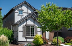 3130 SW 28th Street, Redmond, OR 97756