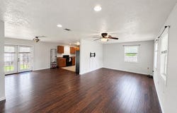 205 Riverview Dr, Wewahitchka, FL 32465