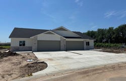 2123 W Elk Ridge Ave, Goddard, KS 67052