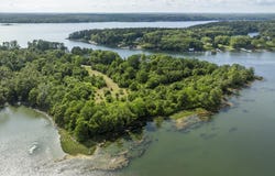 65 Tavenner Road, Boothbay, ME 04537
