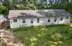 3714 W Hastings Lake Road, Jonesville, MI 49250