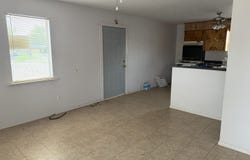 405 N 14TH ST, Carrizo Springs, TX 78834
