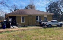 215 South Ave. E, CRENSHAW, MS 38621