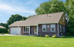 5021 W Rawson Ave, Franklin, WI 53132