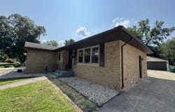 1608 Tulip Lane, Munster, IN 46321