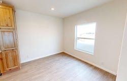94120 STRAHAN ST, Gold Beach, OR 97444