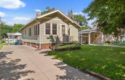 4104 1st Street, Des Moines, IA 50313