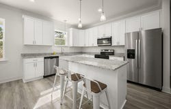 26400 Ponchatoula Dr, Springfield, LA 70462