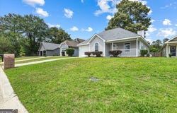 204 Bayside, Warner Robins, GA 31088