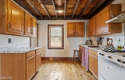 34 Old New Salem Road, New Scotland, NY 12186