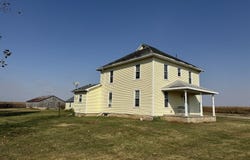27375 IL Rt 40, Chadwick, IL 61014