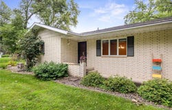 116 Oak Lane SE, Hutchinson, MN 55350