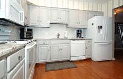 8 Amy Ct, Lebanon Boro, NJ 08833-2101