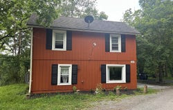 22 Quay Avenue, Mount Pocono, PA 18344