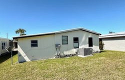 1071 Donegan Rd, Largo, FL 33771