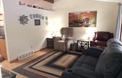 757 W LOCUST Street, Canton, IL 61520