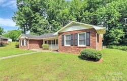 306 Oak Street unit: 18, York, SC 29745