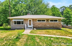 1460 N Peterson Road, Muskegon, MI 49445