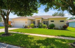 8293 Redcedar Place, Port Saint Lucie, FL 34952